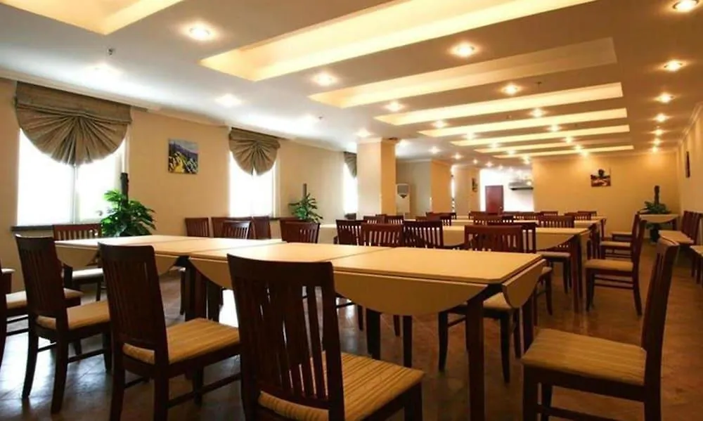 Greentree Inn Shanghai Hongqiao Airport Apartment Hotel